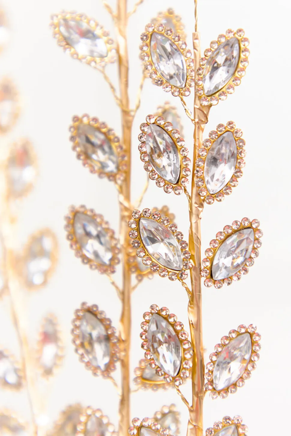 30" Crystal & Gold Jewel Spray