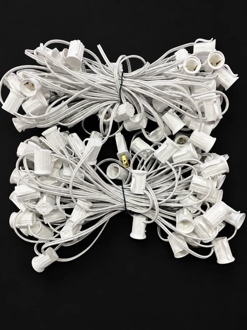 C9 Socket Cord White - 100' 12" Spacing