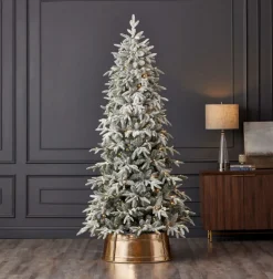 7.5' Shadow Woods Flocked Spruce Tree with 400 Warm White LED Lights