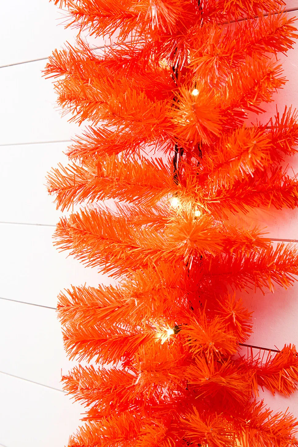9' x 12" LED Orange Garland